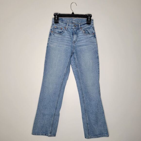 American Eagle Outfitters 90s Boot Cut Blue Jeans Light Wash 0 Short - Picture 1 of 5